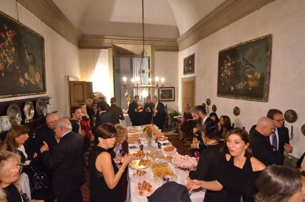 Palazzo Castiglioni Luxury Suite And Rooms Mantova Bagian luar foto