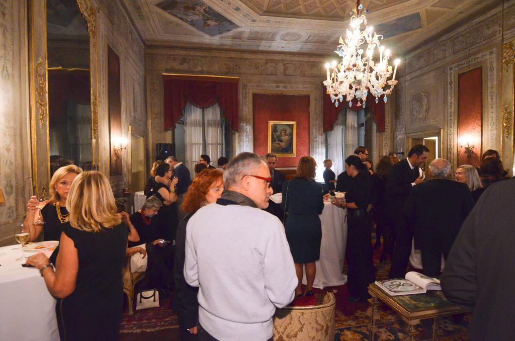 Palazzo Castiglioni Luxury Suite And Rooms Mantova Bagian luar foto
