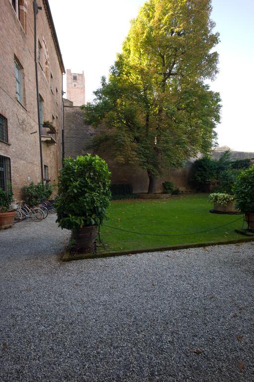 Palazzo Castiglioni Luxury Suite And Rooms Mantova Bagian luar foto