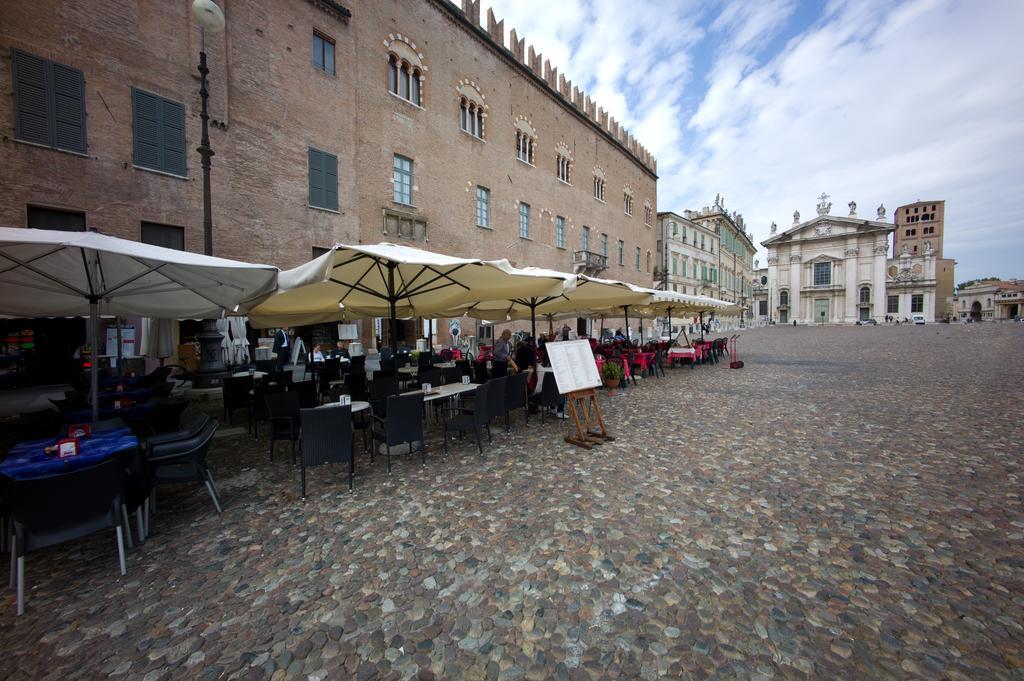 Palazzo Castiglioni Luxury Suite And Rooms Mantova Bagian luar foto